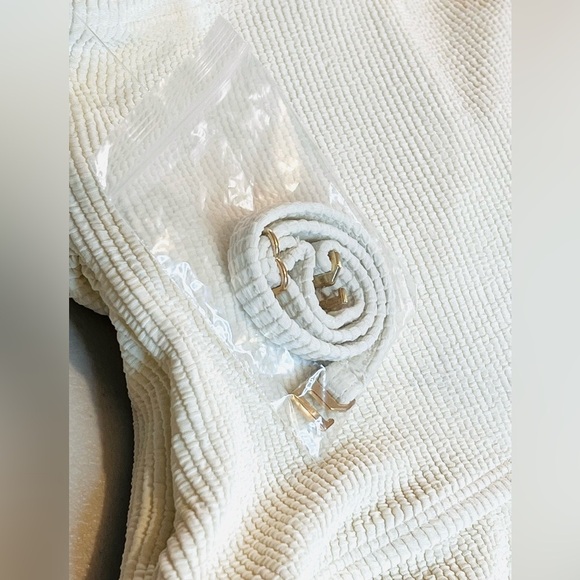 Michael Kors Swimsuit, one-shoulder, ribbed, one-piece, Cream Color, Size 4 - Picture 2 of 8